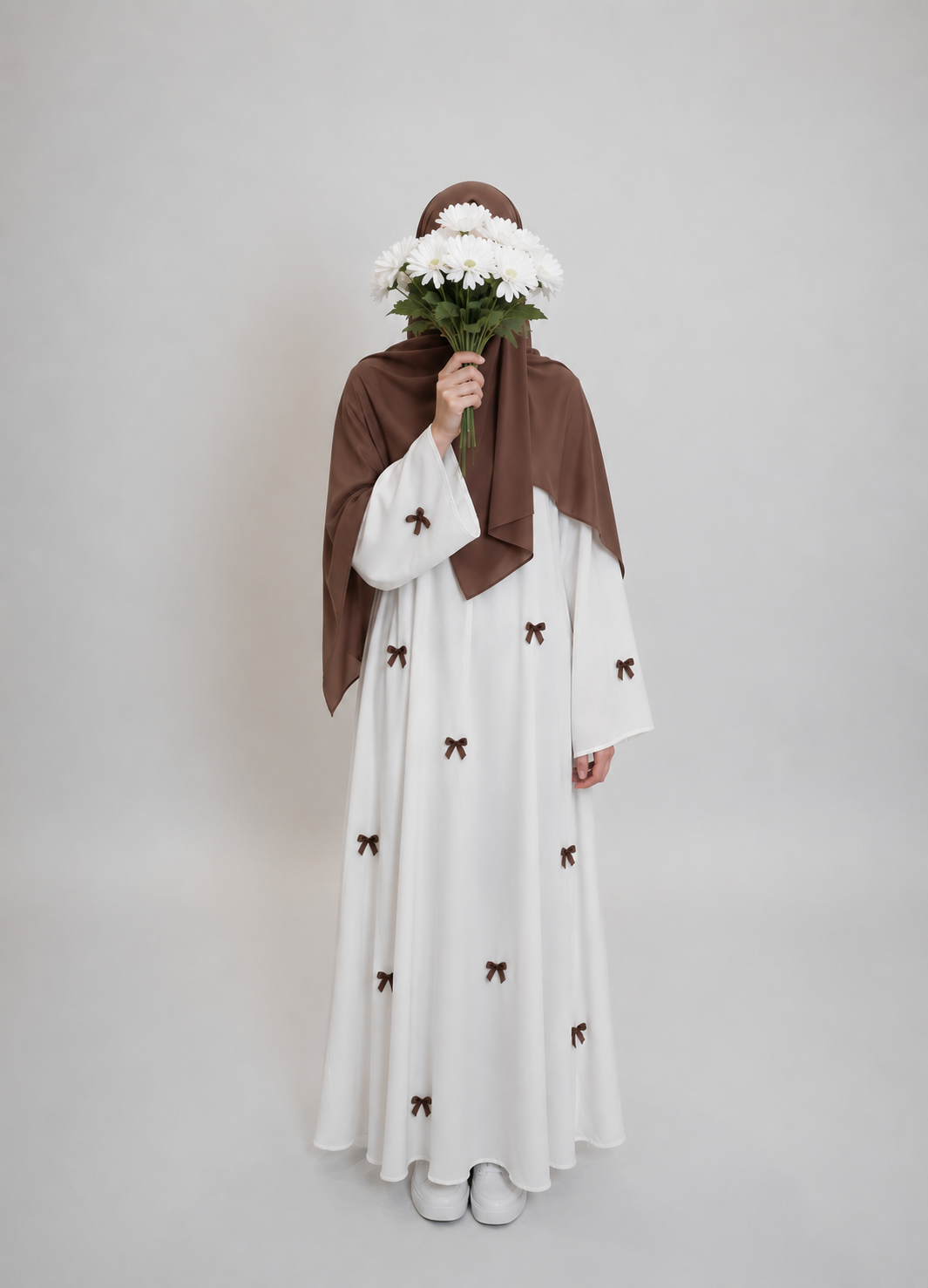Abaya with bows